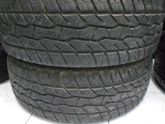 ขายยาง Maxxis Bravo 700 A/T 235/75/15 ปี 10 ดอกสวย ไม่มีปะ 1 ชุด/ใส่-ถ่วงฟรีค่ะ