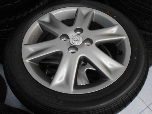 ขายล้อแม็ก Toyota Yaris RS รุ่นท็อป ขอบ 16 พร้อมยางบริดสโตน 185/55/16 ปี 13/เทิร์นได้-ใส่ฟรีค่ะ