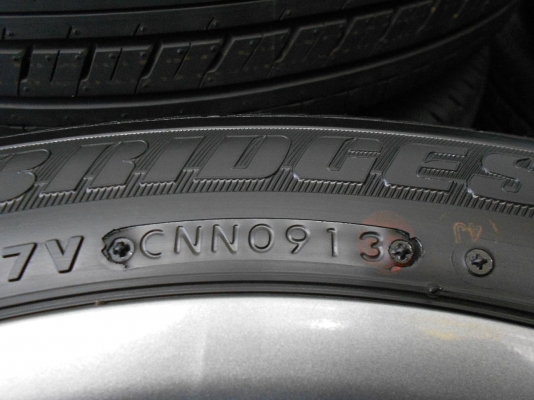 ขายล้อแม็ก Toyota Yaris RS รุ่นท็อป ขอบ 16 พร้อมยางบริดสโตน 185/55/16 ปี 13/เทิร์นได้-ใส่ฟรีค่ะ