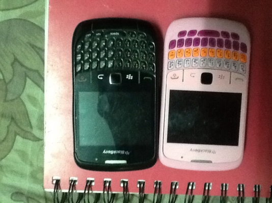 มาอีกเครื่องละคับไอโฟนสี่เอส ซื้อวันเราแถมบีบีไห้อีก2เครื่องเอาไปฟรีๆเลย มาอีกเครื่องละคับไอโฟนสี่เอส ซื้อวันเราแถมบีบีไห้อีก2เครื่องเอาไปฟรีๆเลย