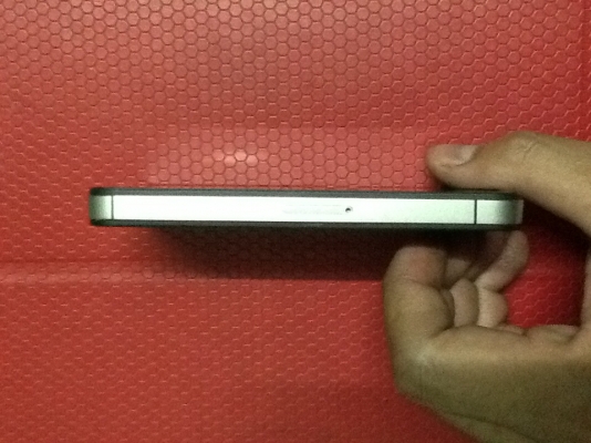 มาอีกเครื่องละคับไอโฟนสี่เอส ซื้อวันเราแถมบีบีไห้อีก2เครื่องเอาไปฟรีๆเลย มาอีกเครื่องละคับไอโฟนสี่เอส ซื้อวันเราแถมบีบีไห้อีก2เครื่องเอาไปฟรีๆเลย