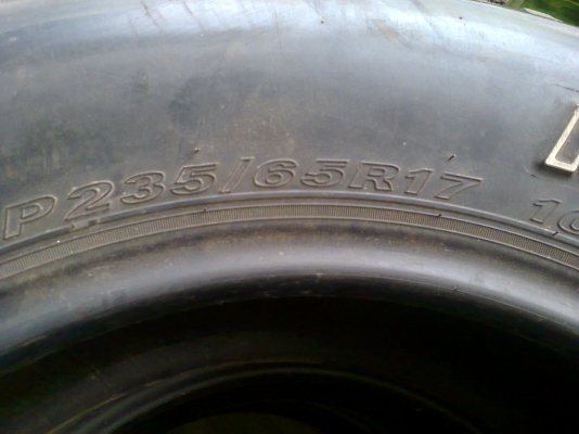 ขายยางR17 1ชุดเอาไว้เข้าสวน