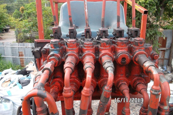 ขายเฮี๊ยบ3ตัน 1ปลอก จำนวน 2ตัว ราคา175000