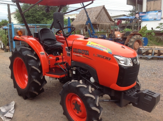 ปัญญาแทรคเตอร์มาแล้ว...จัดมาคูโบต้า L3608  โรตาลี่ตราช้างRX163 ทำงาน 1132 ชม.