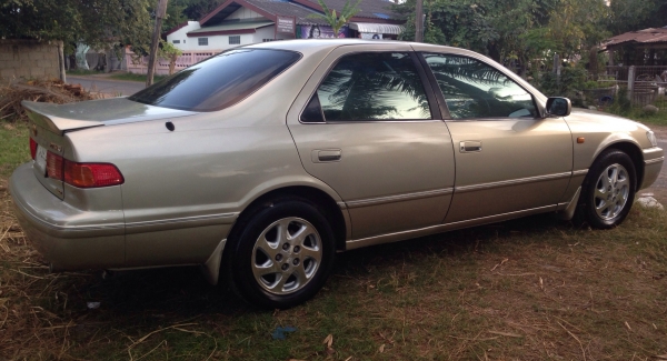 ฟรีดาวน์ ออกรถไม่ต้องใช้เงินเลย TOYOTA CAMRY 2.2 SEG AT ปี 2000 ท็อปสุด หรูหราสุด รุ่นไฟท้ายย้อย เครื่องแห้งแรงดีขับนิ่มนวลมาก ภายในเก๋งหรูหรา เบาะหนังแท้ปรับไฟฟ้าทั้งสองฝั่ง AIRBAG คู่หน้า CD DVD จอ เบรค ABS ครบครัน ช่วงล่างเดิมๆ ล้อแม็กลายสวย ยางสภาพดี ฟรีดาวน์ ออกรถไม่ต้องใช้เงินเลย TOYOTA CAMRY 2.2 SEG AT ปี 2000 ท็อปสุด หรูหราสุด รุ่นไฟท้ายย้อย เครื่องแห้งแรงดีขับนิ่มนวลมาก ภายในเก๋งหรูหรา เบาะหนังแท้ปรับไฟฟ้าทั้งสองฝั่ง AIRBAG คู่หน้า CD DVD จอ เบรค ABS ครบครัน ช่วงล่างเดิมๆ ล้อแม็กลายสวย ยางสภาพดี