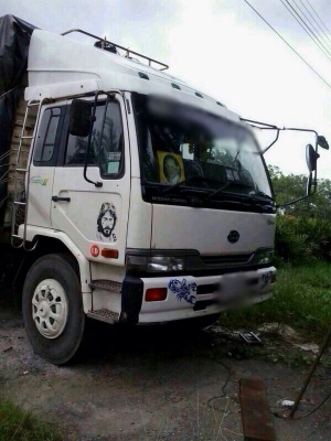 รถนิตสัน 10 ล้อ รั่ว 250 แรงม้า ปี 50 สนใจติดต่อ 081 - 6079515 รถนิตสัน 10 ล้อ รั่ว 250 แรงม้า ปี 50 สนใจติดต่อ 081 - 6079515