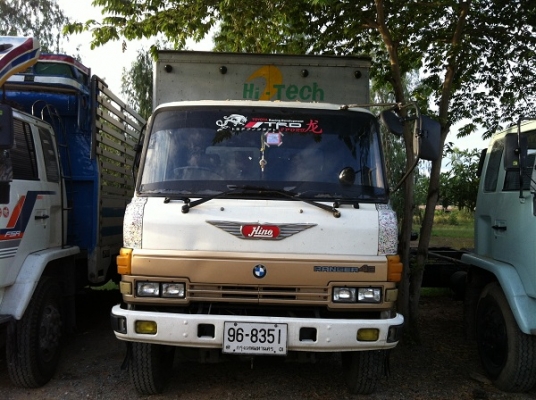 ขาย HINO FF 6 ล้อ มีตู้แห้ง