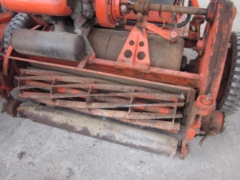 ขาย- เครื่องตัดหญ้าเดินตาม แบบใบมีดและตัดกรีนสนาม จำนวนมาก ราคา ตั้งแต่ 4,800-28,000 บาท ขาย- เครื่องตัดหญ้าเดินตาม แบบใบมีดและตัดกรีนสนาม จำนวนมาก ราคา ตั้งแต่ 4,800-28,000 บาท