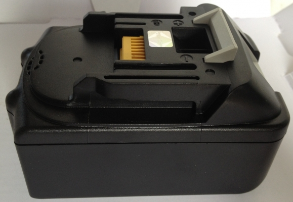 แบ็ตลิเที่ยม BL1830 Li-ion18V 3A