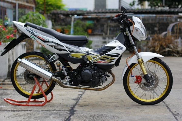 โซนิค ตัวใหม่ 50  Start มือ สวยๆ ล้อทอง  ราคาถูก