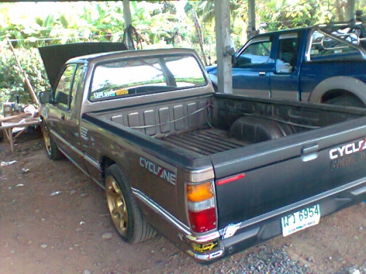 ขายด่วน กระบะ มิตซู L200 แอร์บอดี้ สภาพดี