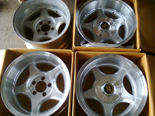 SP  15X8.5 ET-34 5/114 พร้อมยางBF 195-60-15