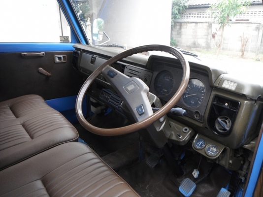 ขายรถโตโยต้า 6 ล้อ BU30 สภาพสวย มือเดียวโดดๆ ขายรถโตโยต้า 6 ล้อ BU30 สภาพสวย มือเดียวโดดๆ