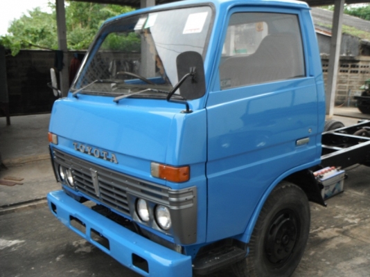 ขายรถโตโยต้า 6 ล้อ BU30 สภาพสวย มือเดียวโดดๆ ขายรถโตโยต้า 6 ล้อ BU30 สภาพสวย มือเดียวโดดๆ