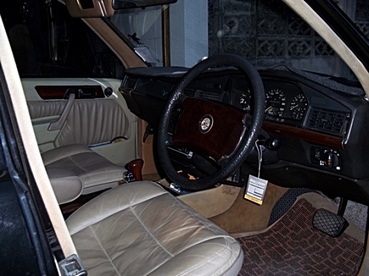 190E สภาพใช้งานอยู่ประจำ ไม่จุกจิก ขอราคานี้ ไม่พร้อมไม่ต้องโทร.