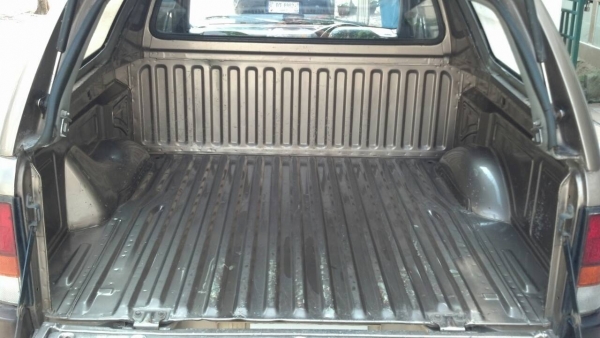 NISSAN NV 1.6 GLX ควีนแค็บ ปี 98 สวยๆถูกๆดว่นๆ 87000