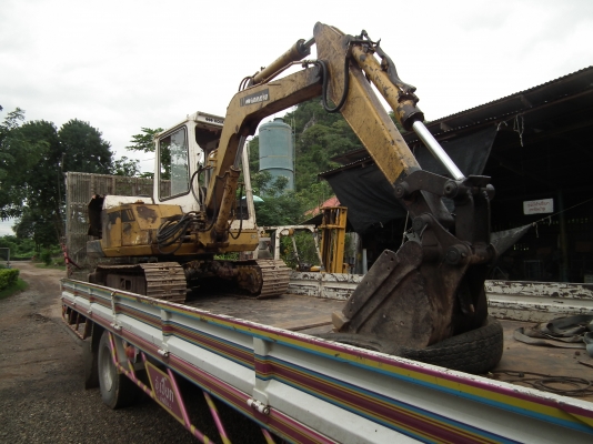 รถแบคโฮ