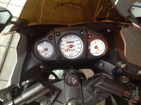 ขาย ninja250 ปี 2011 ราคาเร้า 99,000.-