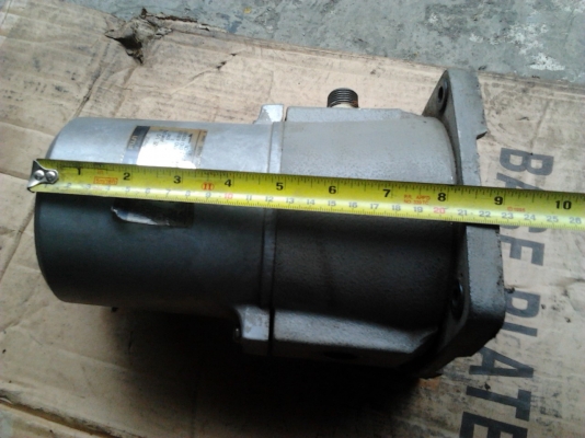 ขายปั้มน้ำเครื่องกลึงตัวใหญ่