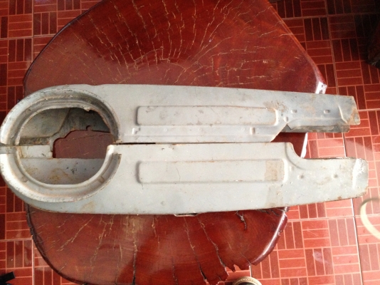 ขาบบังโซ่ A-100 งานเก่า ราคา 300 บาทพร้อมส่งครับ