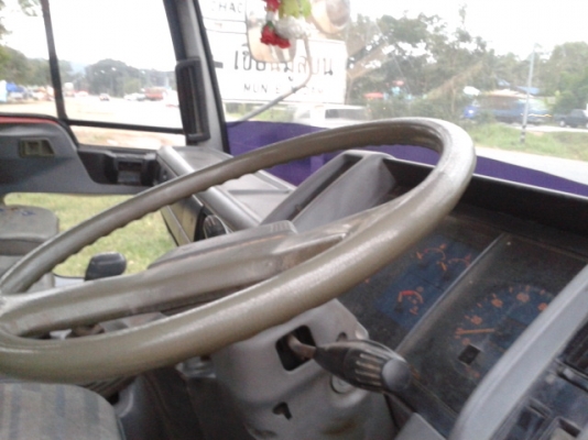 ขายหกล้อ Hino FF3H 195 แรง กระบะคอกยาว 5.5 m พร้อมใช้ โทร 088-4501277 ขายหกล้อ Hino FF3H 195 แรง กระบะคอกยาว 5.5 m พร้อมใช้ โทร 088-4501277