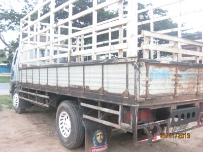 ขายหกล้อ Hino FF3H 195 แรง กระบะคอกยาว 5.5 m พร้อมใช้ โทร 088-4501277 ขายหกล้อ Hino FF3H 195 แรง กระบะคอกยาว 5.5 m พร้อมใช้ โทร 088-4501277