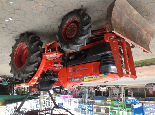 อุปกรณ์2ชิ้น คือ ใบดันหน้าและโรตารี่หรือจอบหมุน. สภาพดีมาก ๆๆๆ. เดิม อุปกรณ์2ชิ้น คือ ใบดันหน้าและโรตารี่หรือจอบหมุน. สภาพดีมาก ๆๆๆ. เดิม