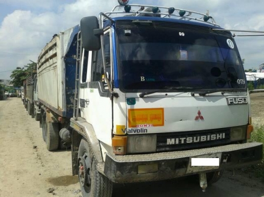 ขายหลง TD เครื่อง 6D17 ขนาด 220 แรง เกียร์ฟูลเลอร์ 10 เกียร์ วิ่งงานอยู่ โทร 088-4501277