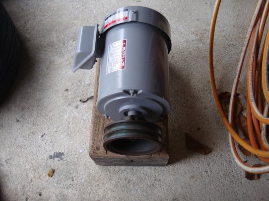 ขายมอเตอร์มิตซูบิชิ 2 HP ไฟ 360 V