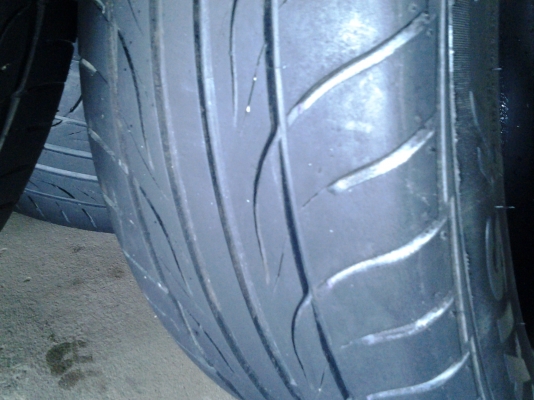 ยาง 215/50/17 ยาง 215/50/17