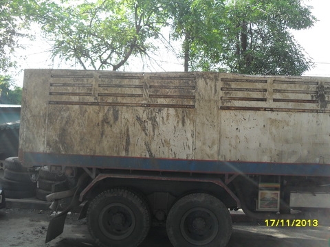 กระบะเหล็กแผงเรียบ ฝังพื้น สูง150 ยาว 6 เมตร สภาพดี