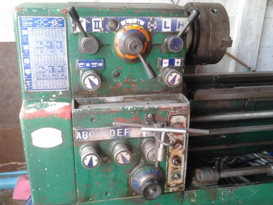 ขายเครื่องกลึง 9 ฟุต TAKISAWA 160.000 บาทนิ้วมิลไม่ต้องเปียน