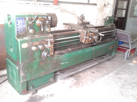 ขายเครื่องกลึง 9 ฟุต TAKISAWA 160.000 บาทนิ้วมิลไม่ต้องเปียน