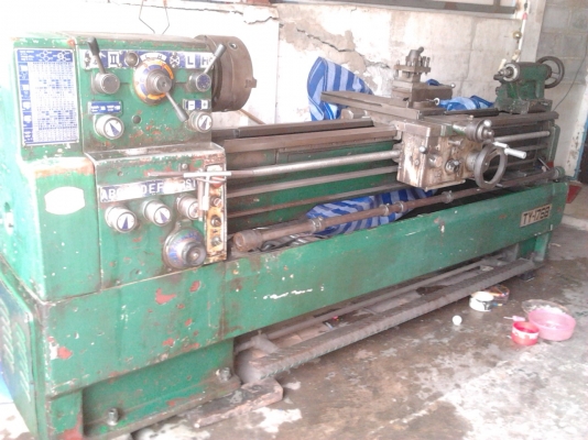 ขายเครื่องกลึง 9 ฟุต TAKISAWA 160.000 บาทนิ้วมิลไม่ต้องเปียน