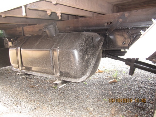 ขายHino km777 เครื่อง117 มีสโลว์กลาง เฟืองท้ายF