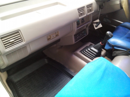 ISUZU Spark EX 1996 ดูรถที่อ.เมืองสระบุรี ISUZU Spark EX 1996 ดูรถที่อ.เมืองสระบุรี