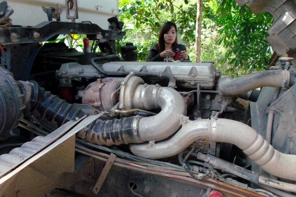 ขายด่วนรถสิบล้อHINOMAGAเครือง260แรงม้าปี48 ขายด่วนรถสิบล้อHINOMAGAเครือง260แรงม้าปี48