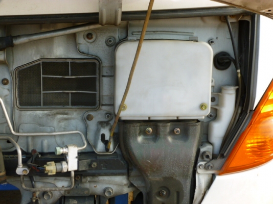 แสงฟ้าเต้นรถ////ขายหัวเก๋งเก่าญี่ปุ่น HINO-MEGA มีแค๊ป สภาพสวย