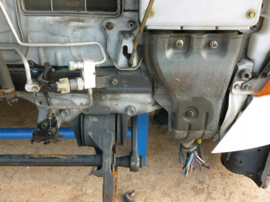 แสงฟ้าเต้นรถ////ขายหัวเก๋งเก่าญี่ปุ่น HINO-MEGA มีแค๊ป สภาพสวย