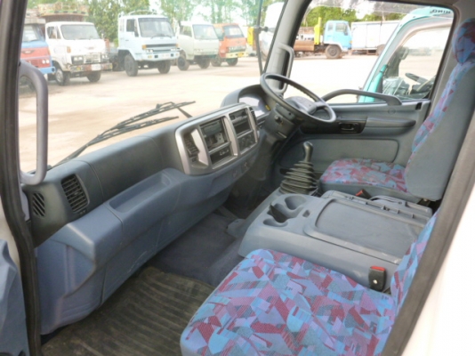 แสงฟ้าเต้นรถ////ขายหัวเก๋งเก่าญี่ปุ่น HINO-MEGA มีแค๊ป สภาพสวย