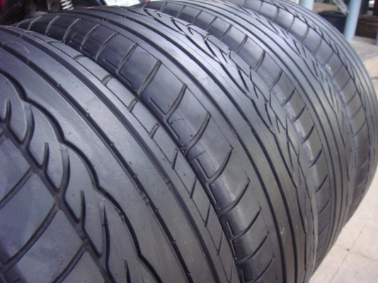 ขายยาง Dunlop 205  55  16 ปี 12