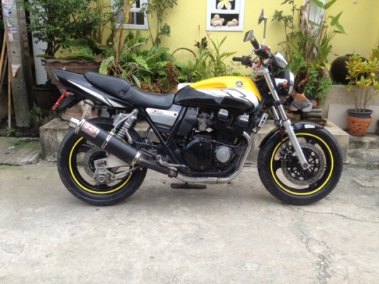 ขายด่วน yamaha xjr 400 inv ของแต่งเพียบ ราคา 57000 สนใจติดต่อ 0816545052 เอ รถอยู่นนทบุรี