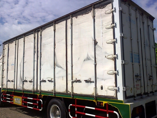 6 ล้อใหญ่ *ตู้ 10บาน* HINO *Euro.2* MEGA  FG1J 212 แรงม้า *ยาว 7.20 ม.* รถสวยเดิม+สวยจริง *รถห้างแท้*