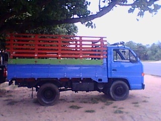 ขายด่วน  หกล้อสั้น  88 แรง  เกีรย์สั้น ห้างแท้   เปลี่ยนเครื่องลงเครื่อง 100  แรง (ลงเล่มแล้ว)