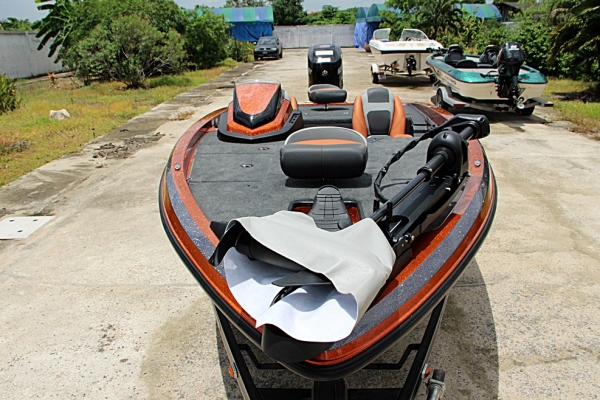 NEW STRATOS BASS BOATS VLO189 OptiMax 150hp