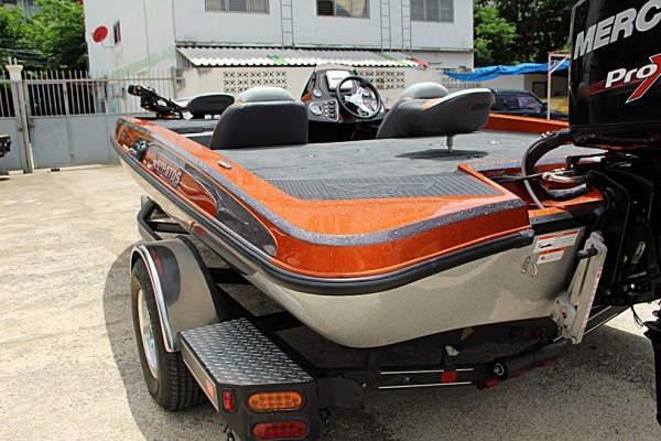 NEW STRATOS BASS BOATS VLO189 OptiMax 150hp