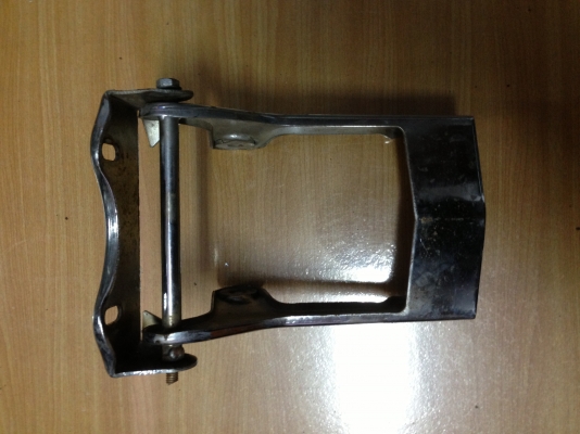 ขายบานพับเบาะยาว C100 ราคา 450 บาทพร้อมส่งครับ