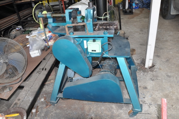 ขาย เครื่องดัดท่อ แป๊บ ท่อไอเสีย ยี่ห้อ toyo รุ่น stb3 สภาพสวยพร้อมใช้งาน ขาย เครื่องดัดท่อ แป๊บ ท่อไอเสีย ยี่ห้อ toyo รุ่น stb3 สภาพสวยพร้อมใช้งาน