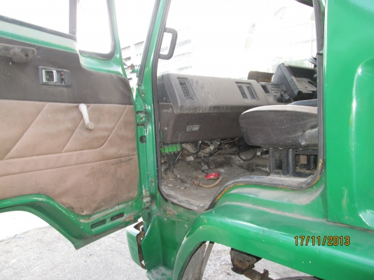 ISUZU-FTR-11LK-6BD1-6,50เมตร-รถห้าง-มี2คัน- ISUZU-FTR-11LK-6BD1-6,50เมตร-รถห้าง-มี2คัน-