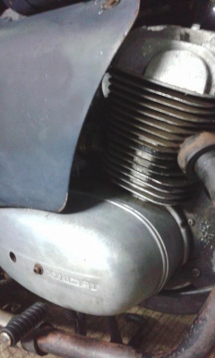 ขาย Xingfu250 เหมือน Jawa250 ครับหายากในบ้านเราเดิมๆสภาพดีราคา 13000 บาท